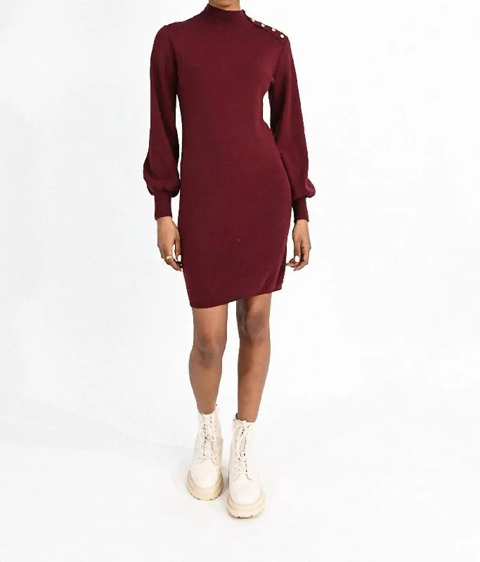 Merlot Fitted Knit Dress In Red