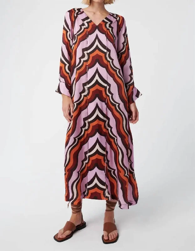 Phoenix Midi Dress In Wavy Lilac