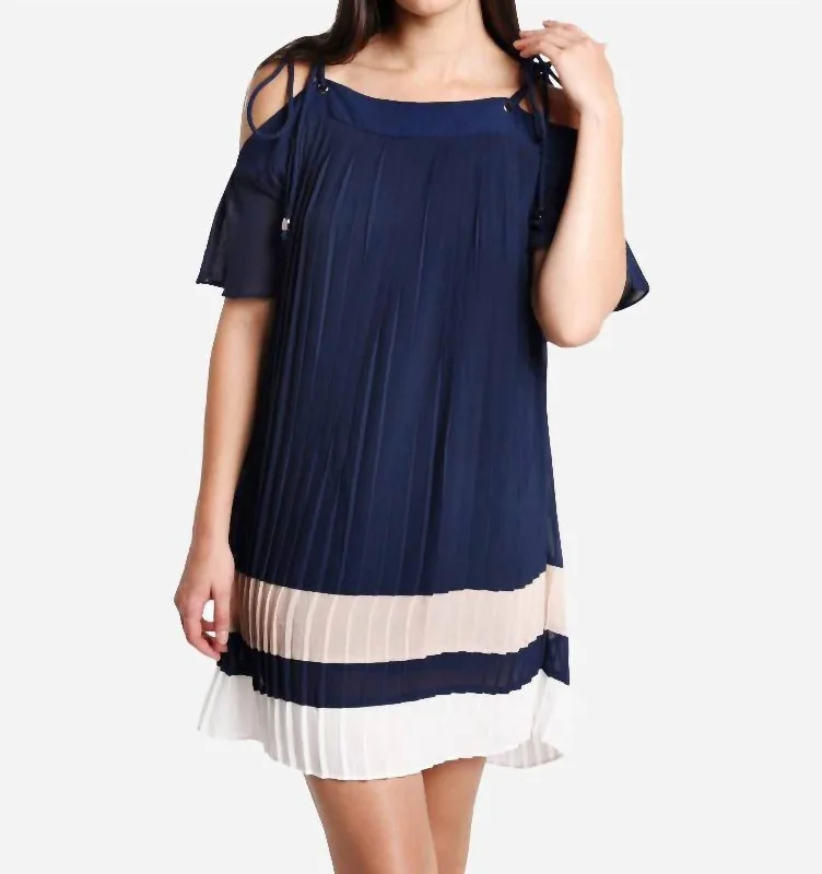 Chiffon Pleated Cold Shoulder Dress In Navy Combo