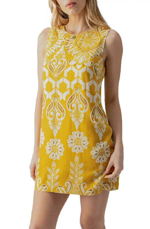 Easy Shift Dress In Summer Honey