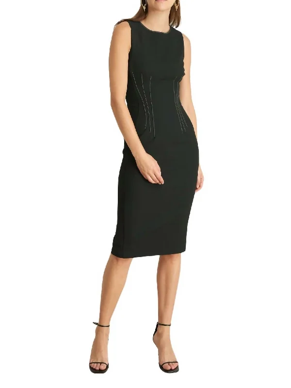 Colette Fitted Dress In Black