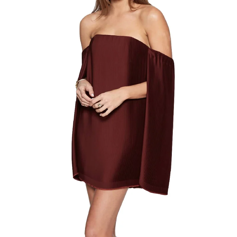 Spiral Pleat Mini Dress In Burgundy