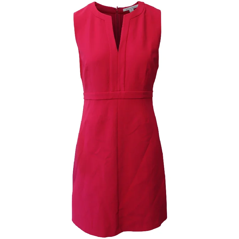 Diane Von Furstenberg Sheath Dress in Red Polyester